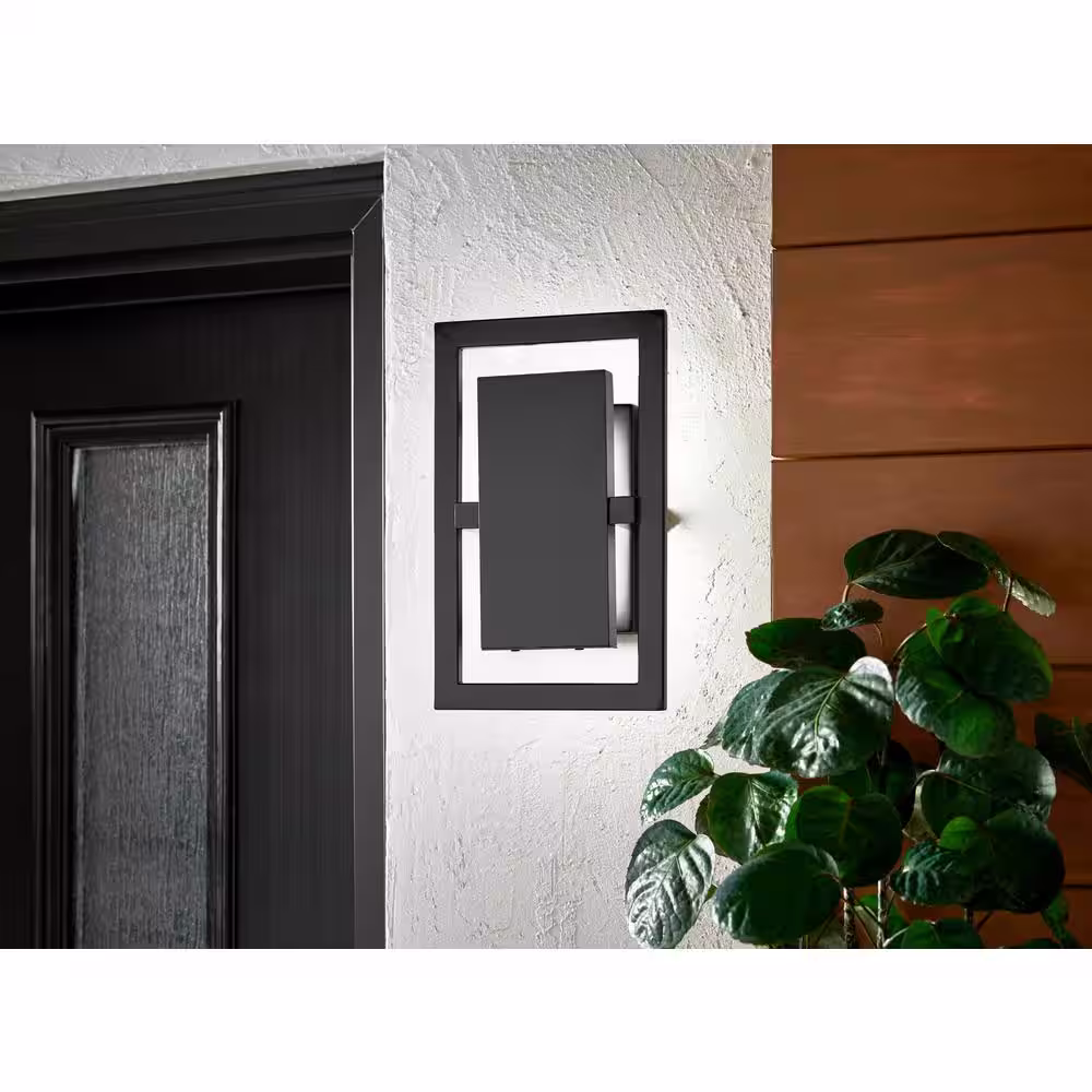 Home Decorators Collection Railford 1-Light Oil Rubbed Bronze Outdoor Integrated LED Wall Lantern Sconce with Etched Lens